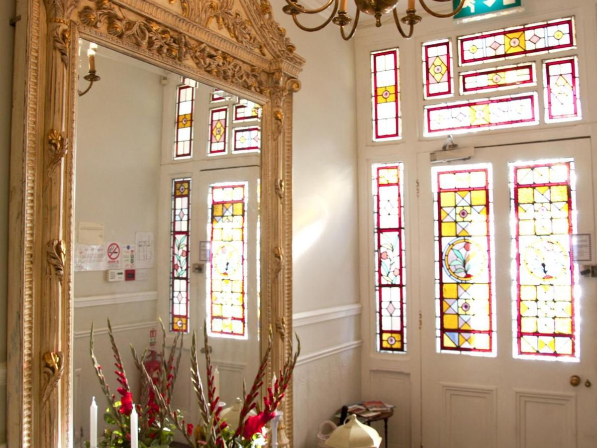 Maryville House Bed & Breakfast