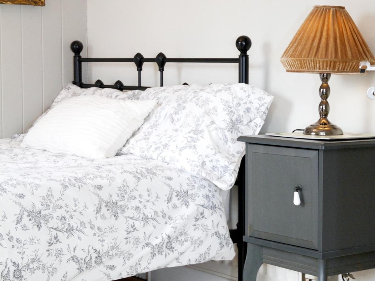 Maryville House Bed & Breakfast