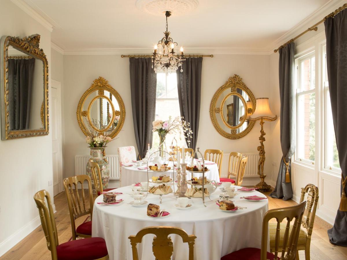 Maryville House Bed & Breakfast